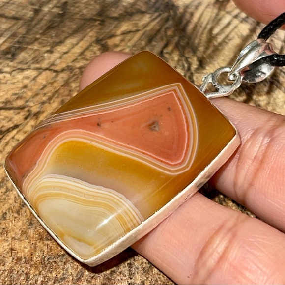 Rustic Sardonyx Agate Pendant 2” - Picture 3 of 8